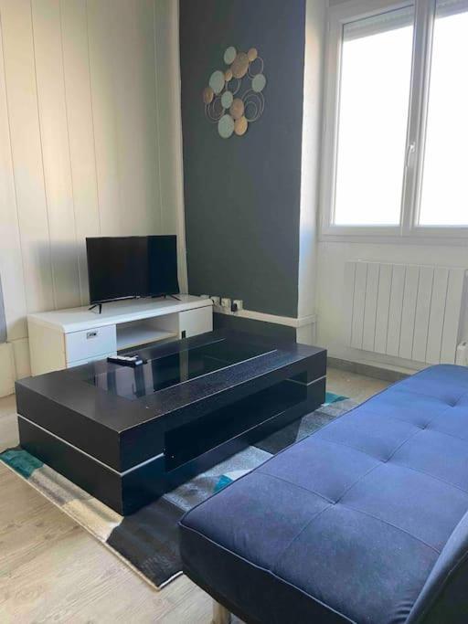 Studio Spacieux Proche Du Centre Ville Montceau-les-Mines Εξωτερικό φωτογραφία
